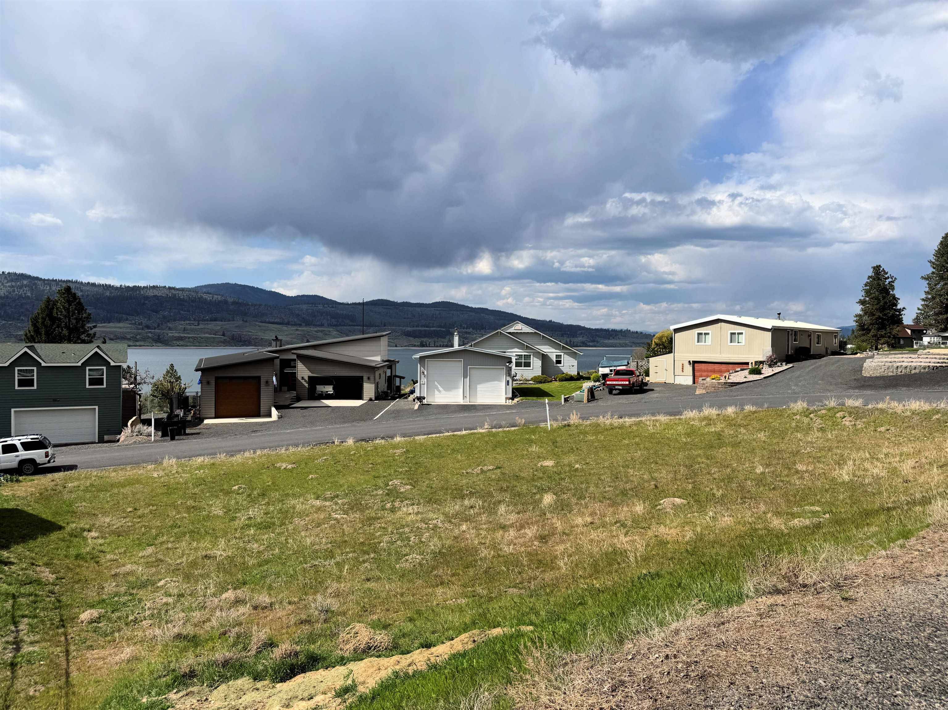 Davenport, WA 99122,3317 Roosevelt Dr