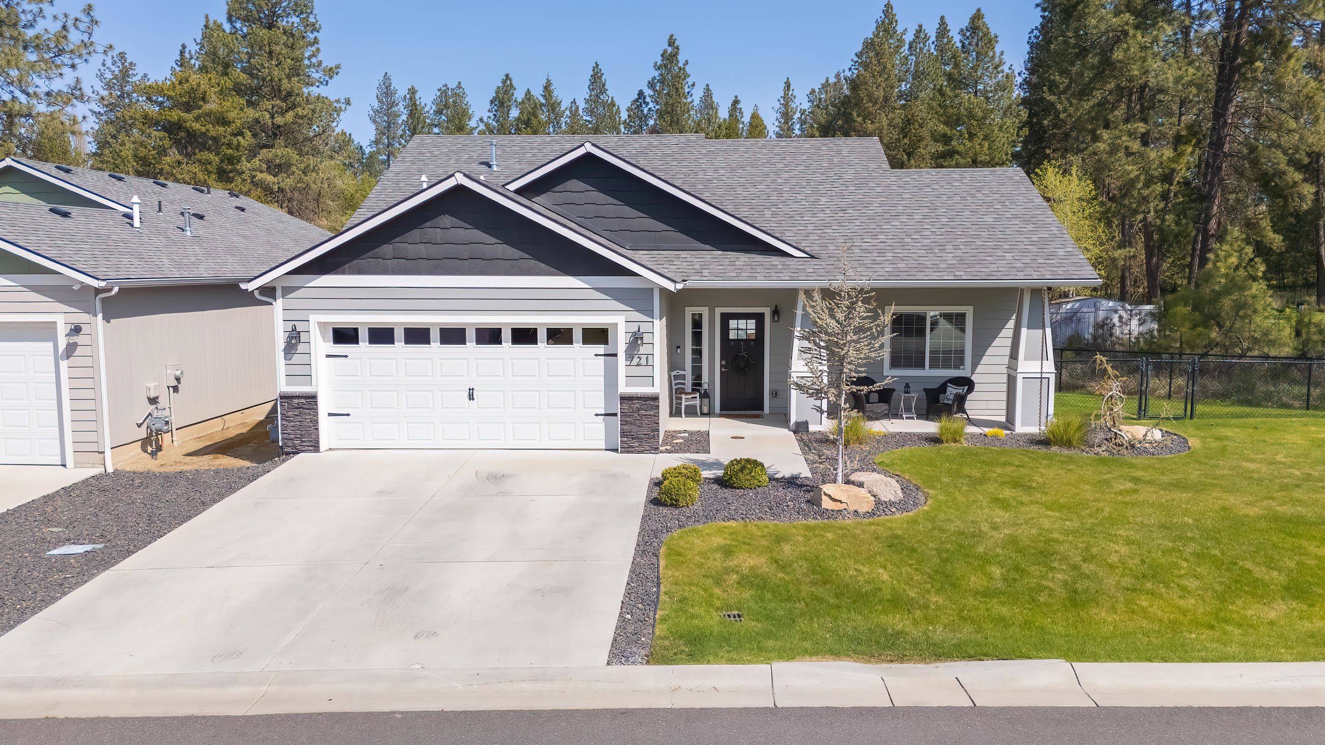 Colbert, WA 99005,721 E Canterbury Ln