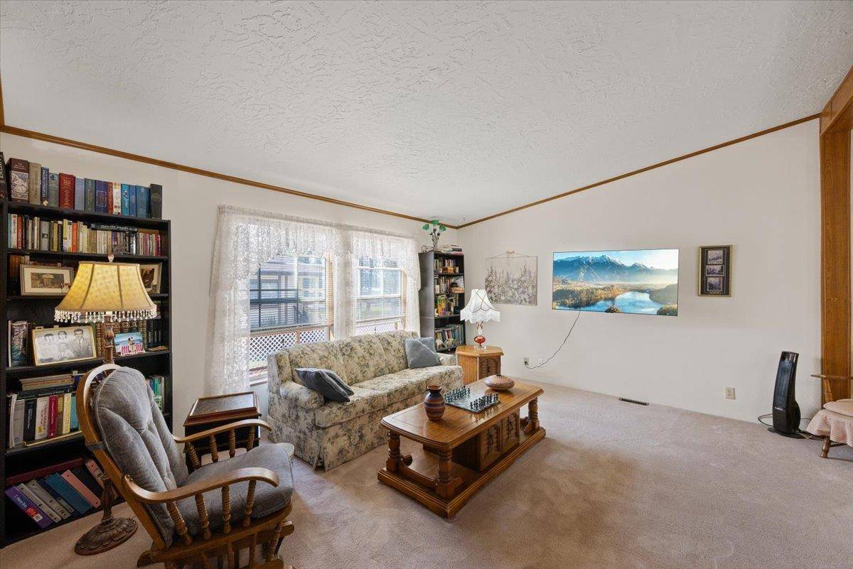 Mead, WA 99021,3407 E Valley Forge Ln