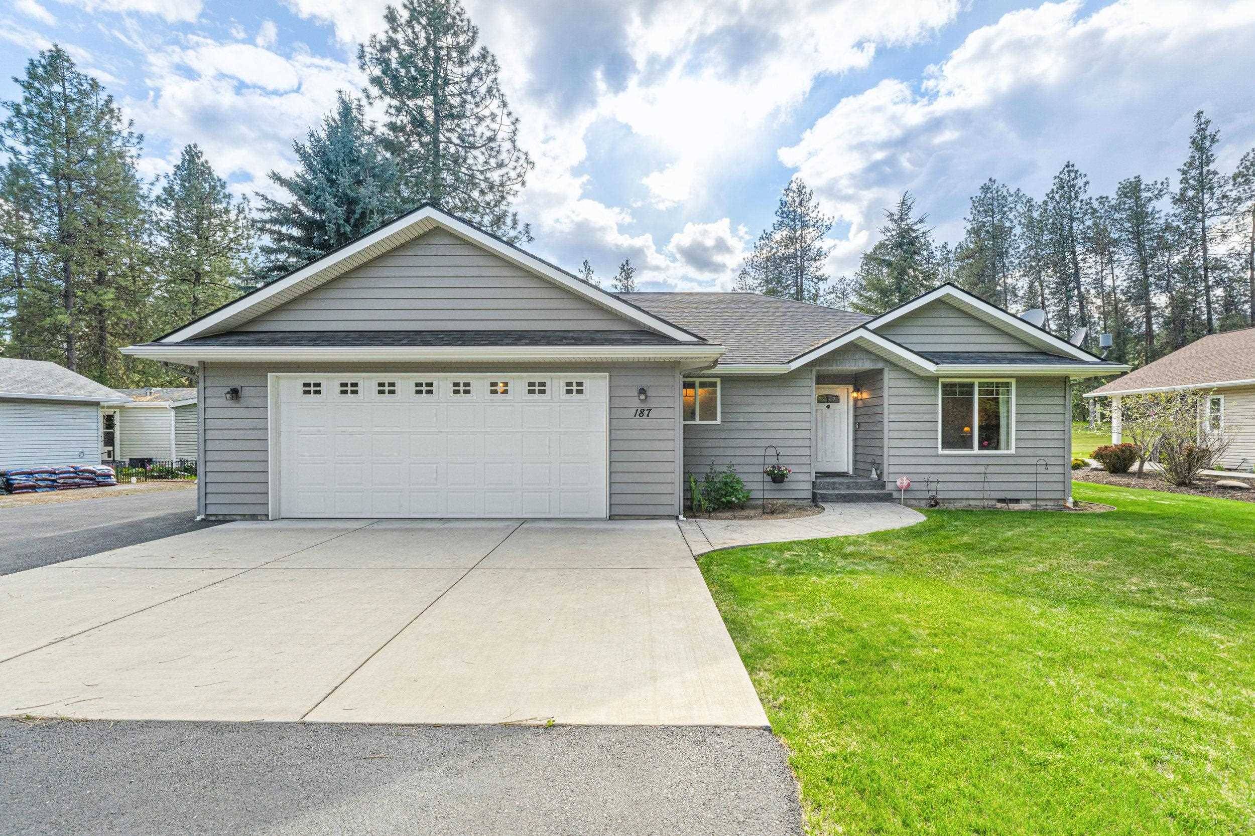 Chewelah, WA 99109,187 E Trappers LOOP