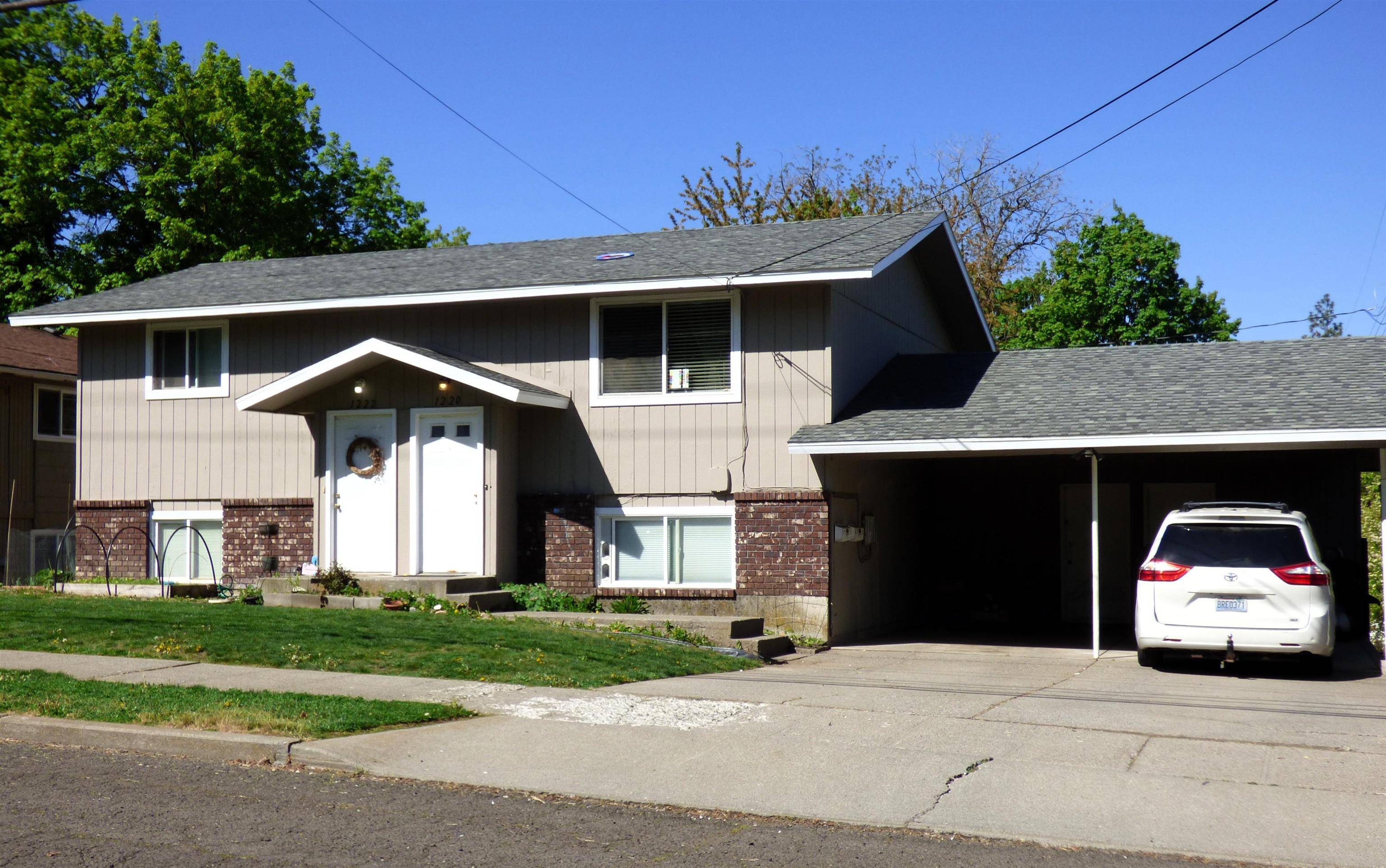 Spokane, WA 99223,1222 S Pittsburg St #1220