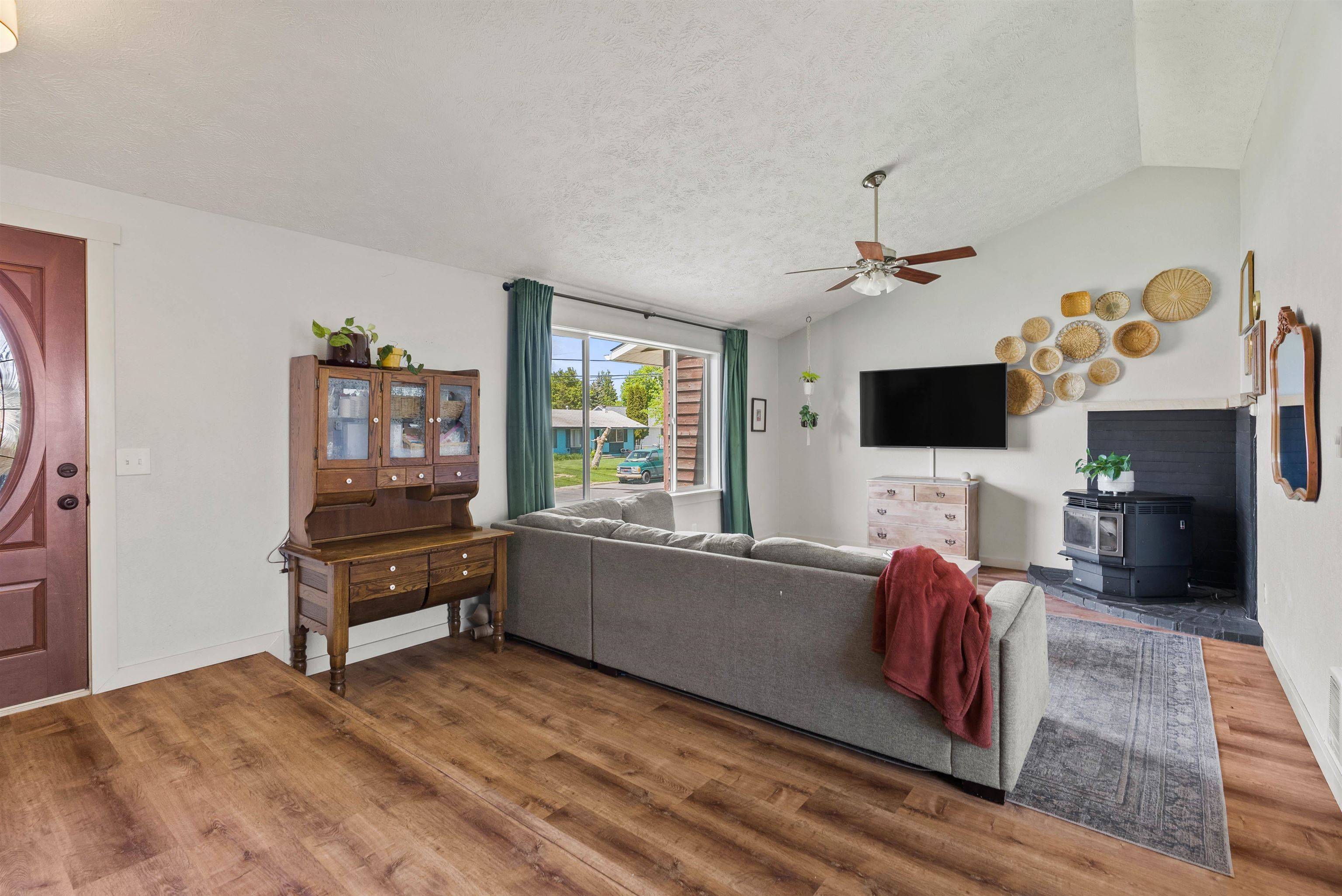 Medical Lake, WA 99022,513 S Legg St