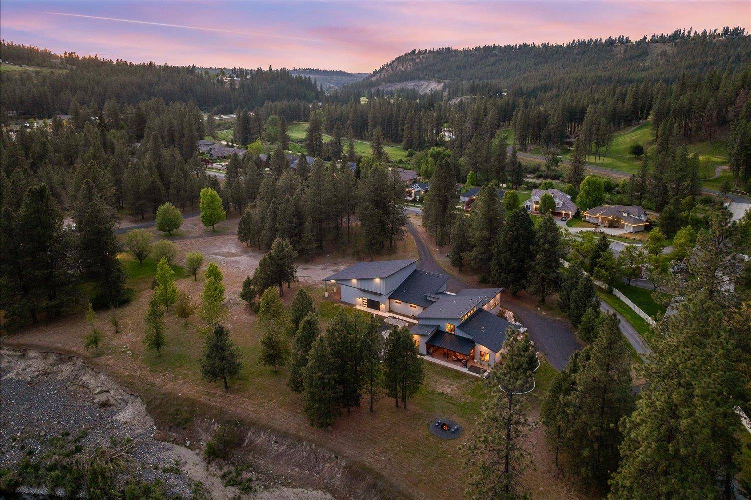 Spokane, WA 99224,220 E Meadowlane Rd