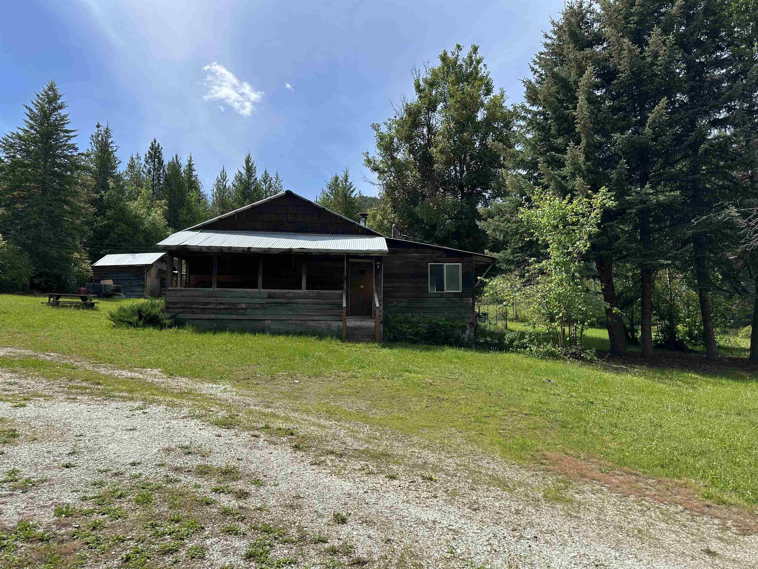 Kettle Falls, WA 99141,3629 Sand Creek Rd