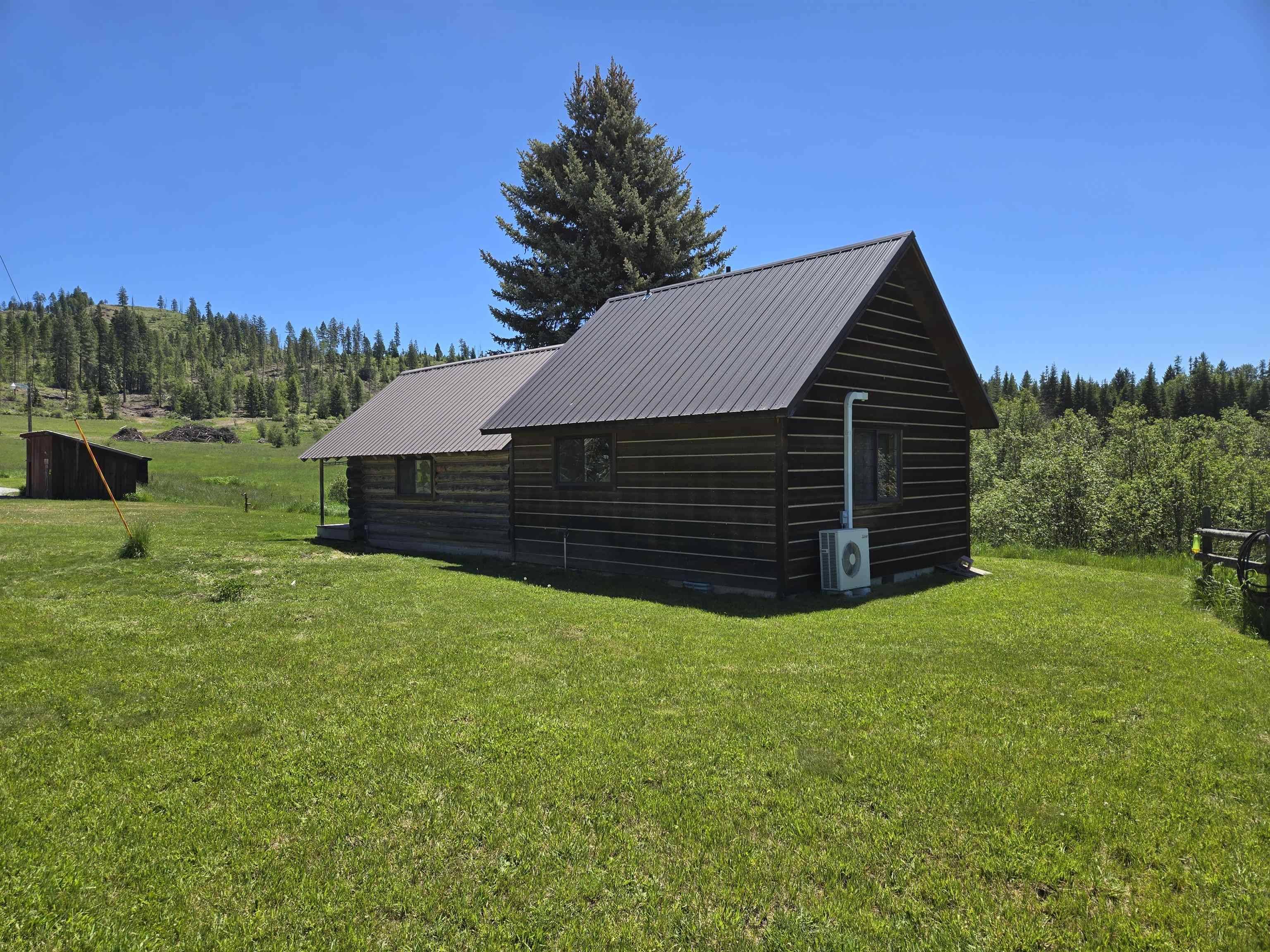 Usk, WA 99180,261 Sandwich Creek Rd