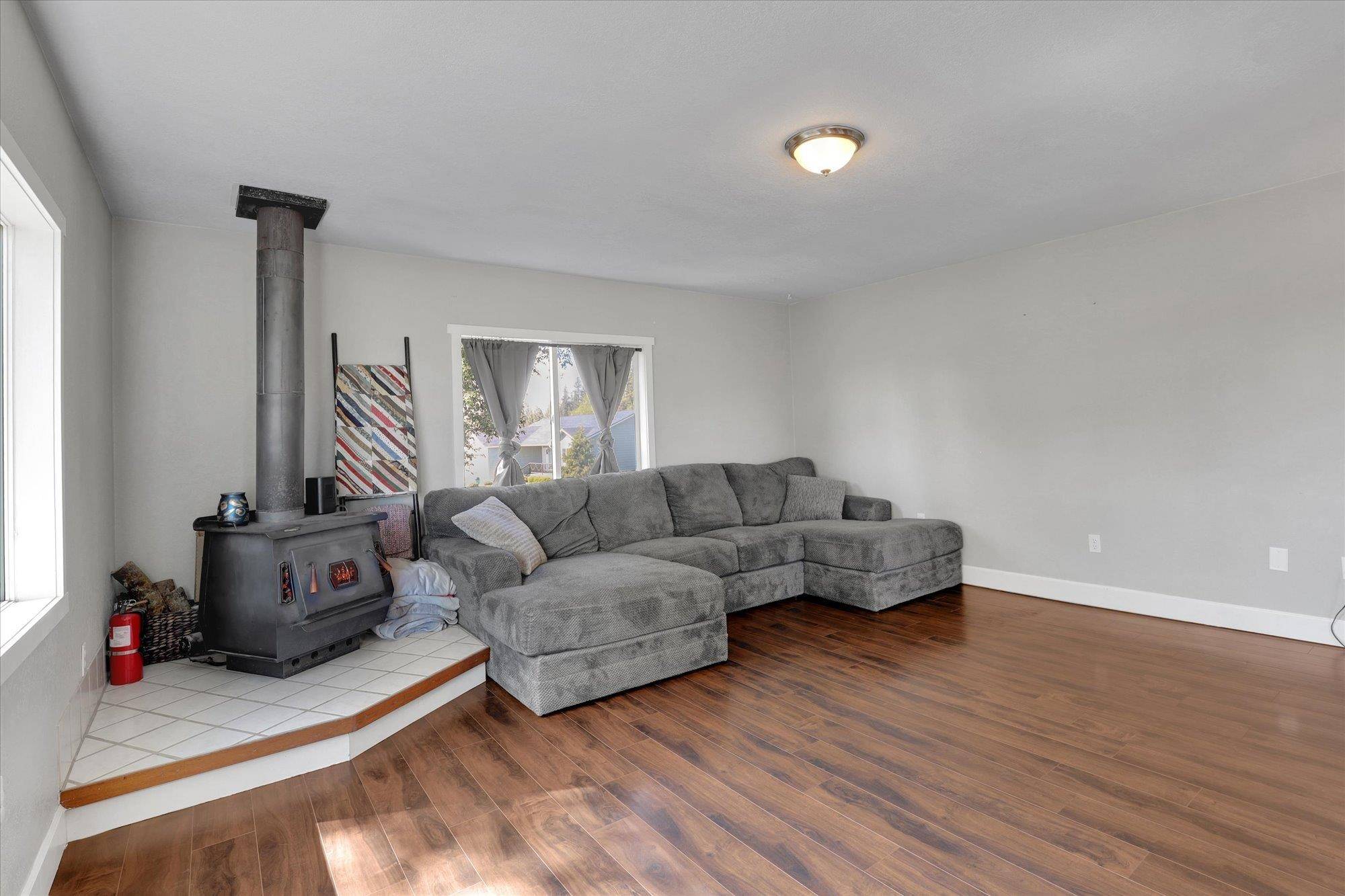 Spokane, WA 99224,4606 S Grove Rd