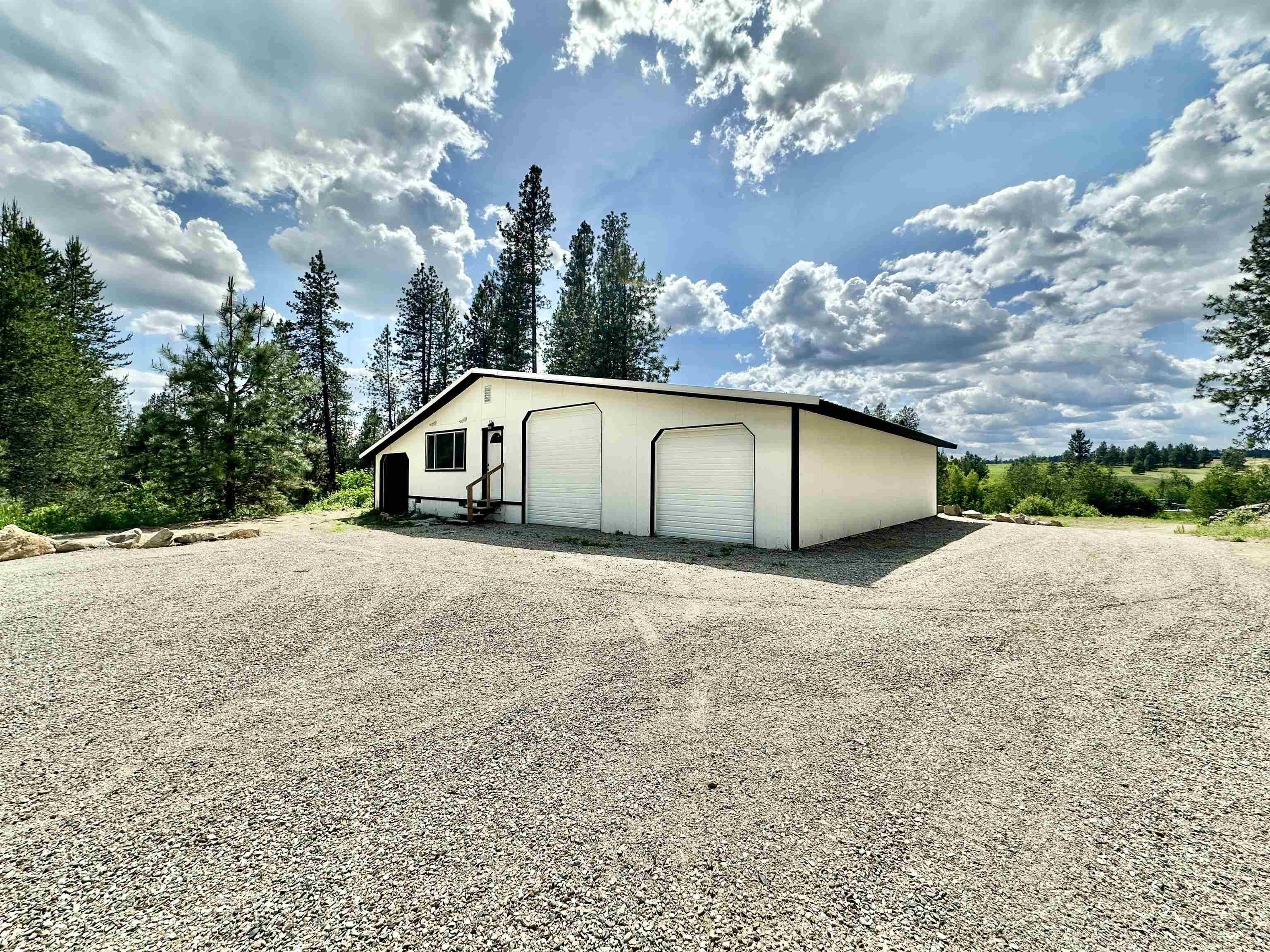 Chattaroy, WA 99003,30710 N NEWPORT Hwy
