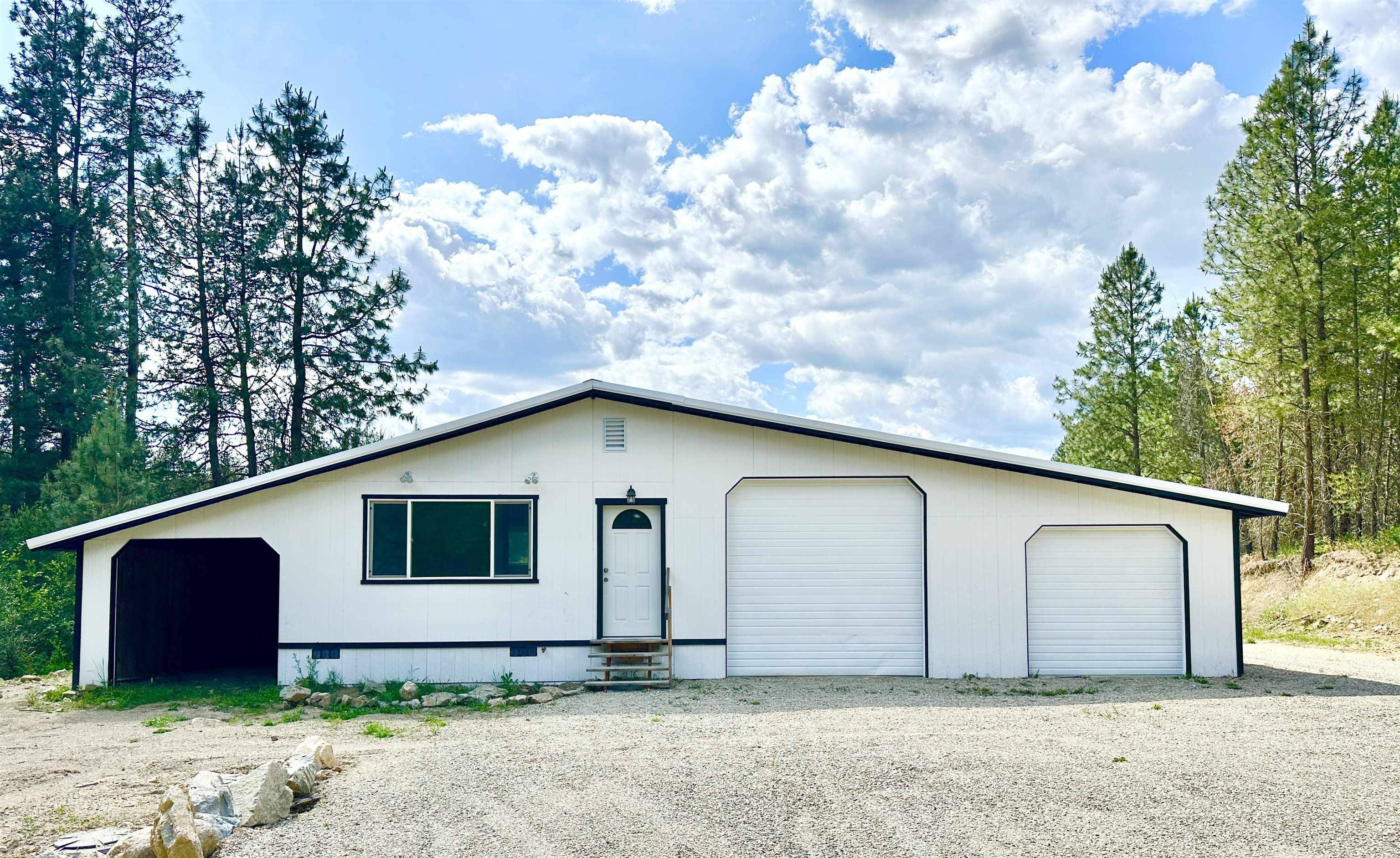Chattaroy, WA 99003,30710 N NEWPORT Hwy