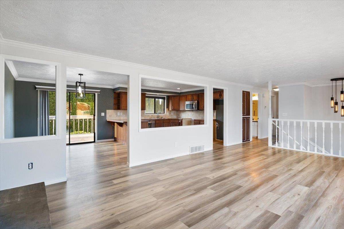 Spokane, WA 99208,6106 W Kittitas Ct