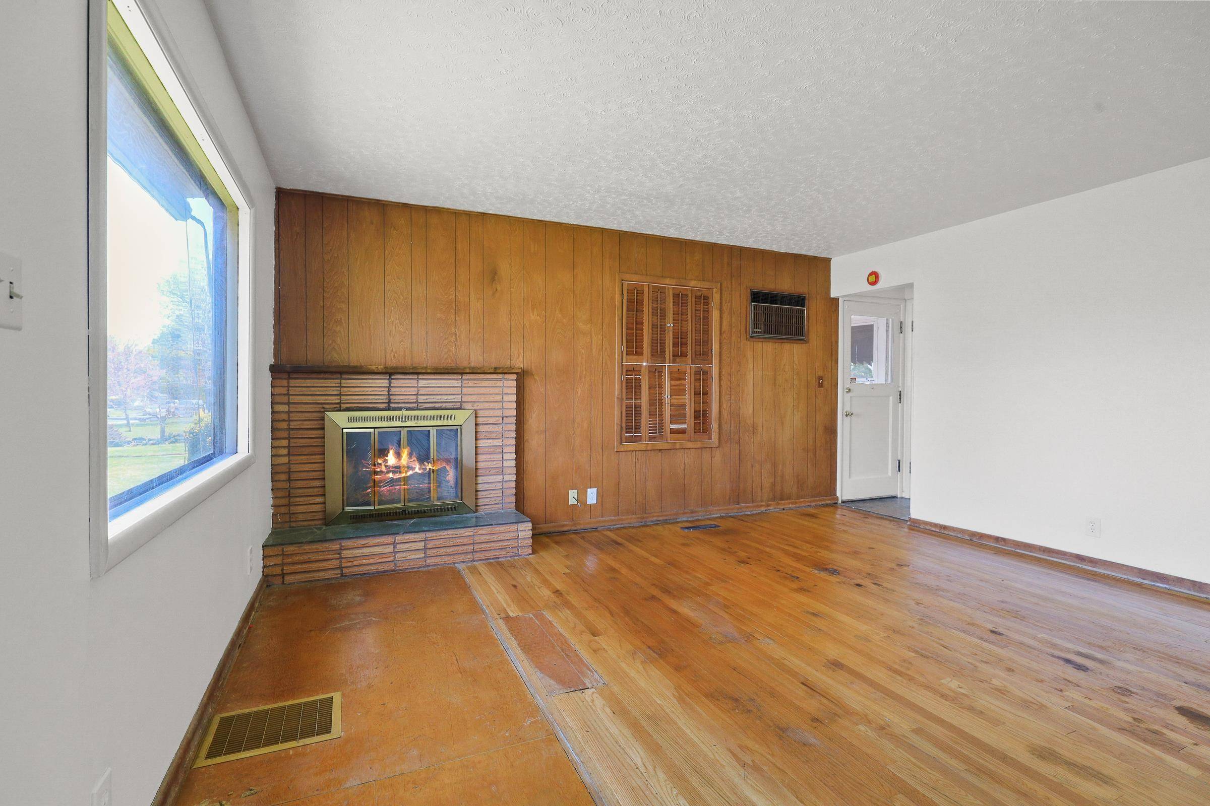 Spokane, WA 99205,5811 N Elm St