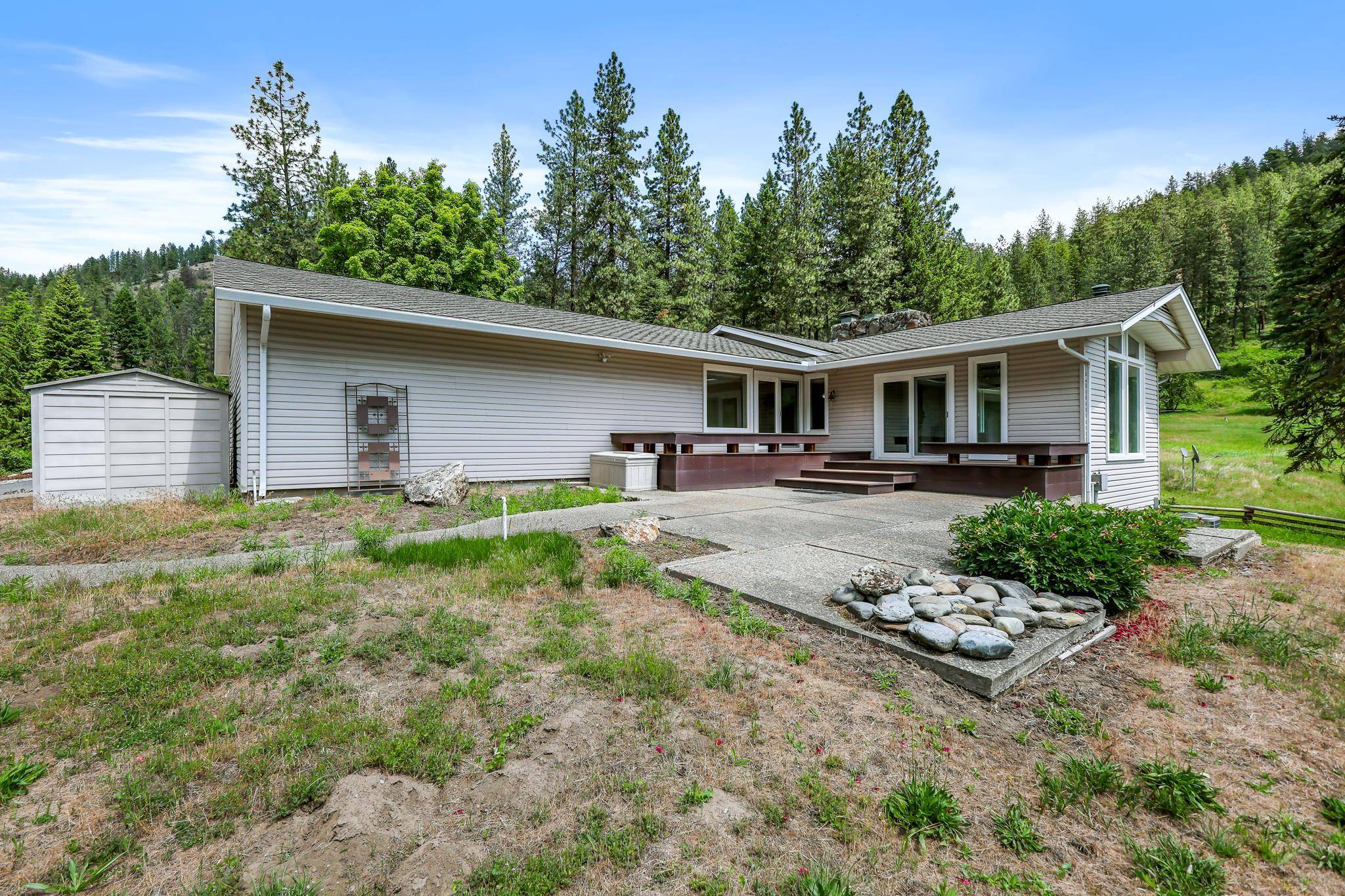 Colville, WA 99114,128 C Buena Vista Rd
