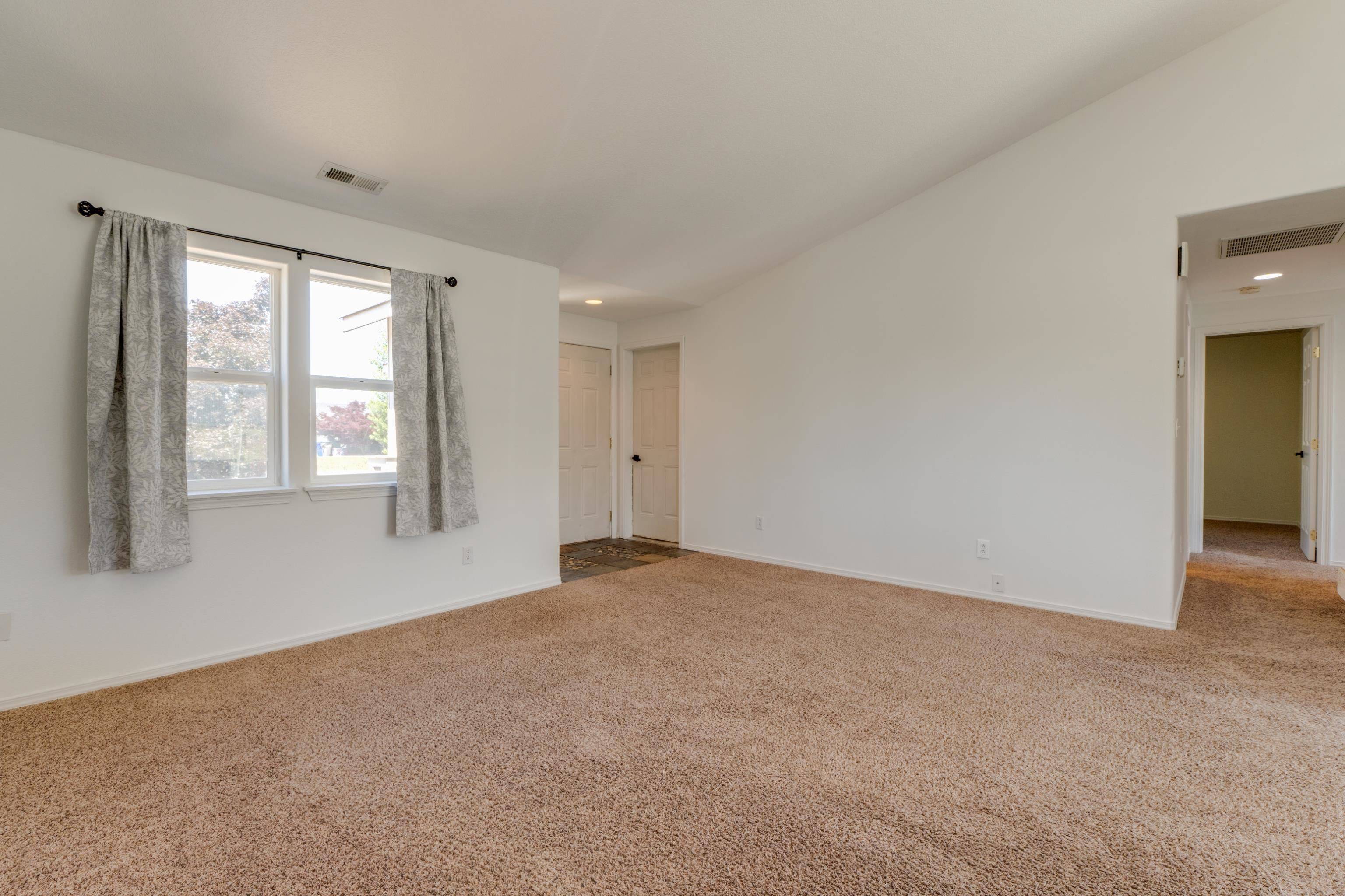 Airway Heights, WA 99001,337 S Solar St