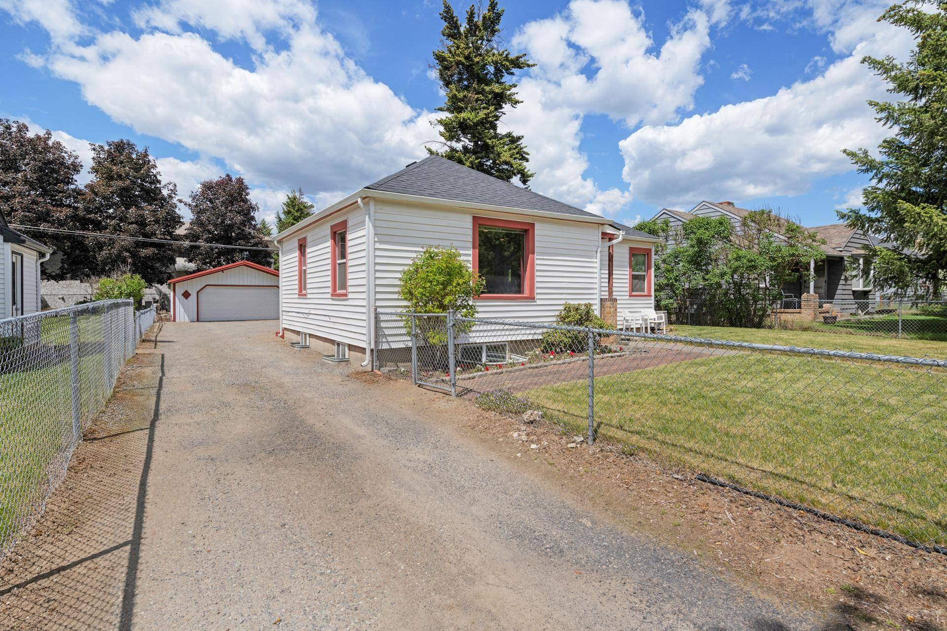 Spokane, WA 99218,10025 N Whittier St