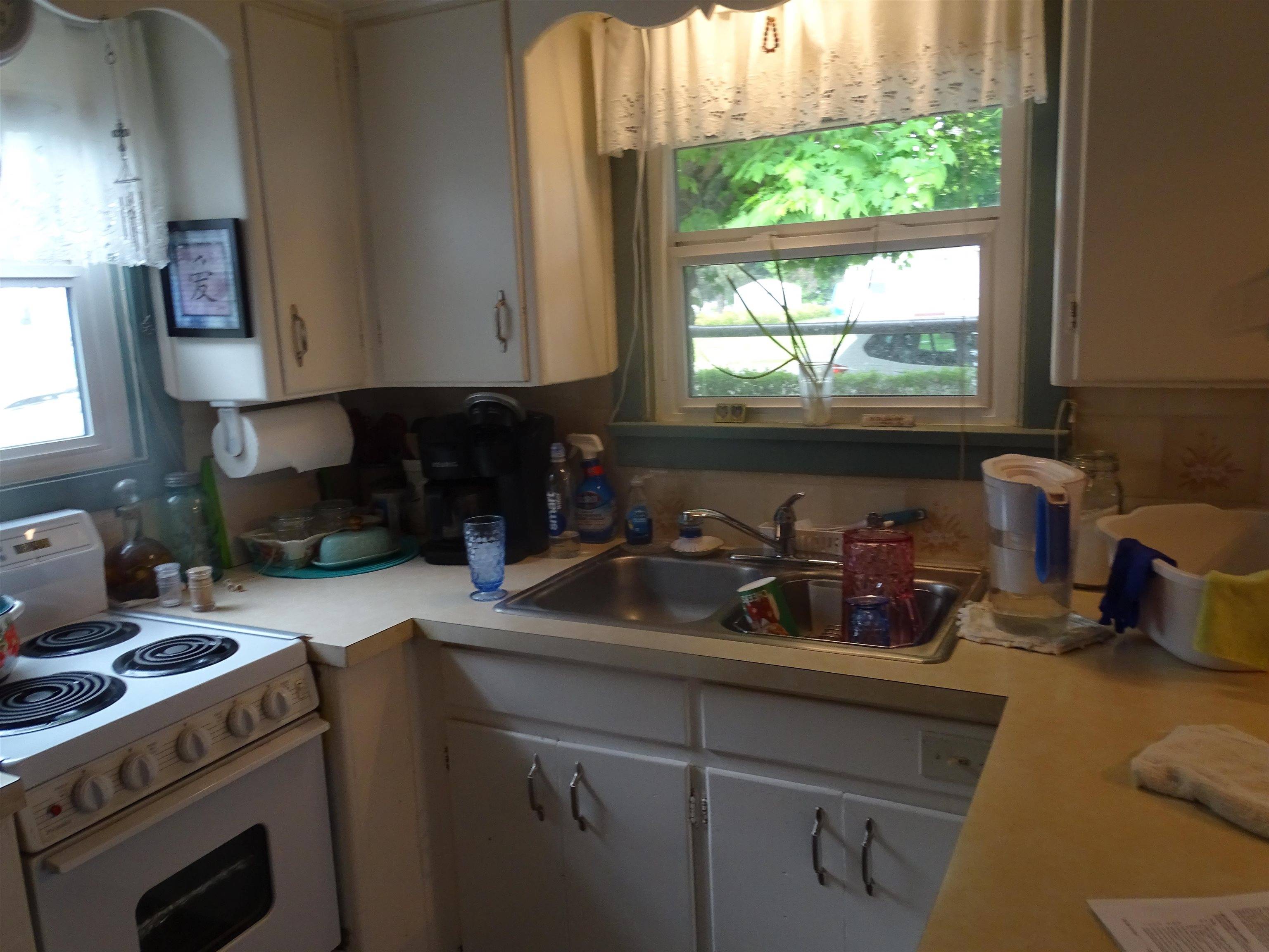 Oakesdale, WA 99158,210 W Bartlett St