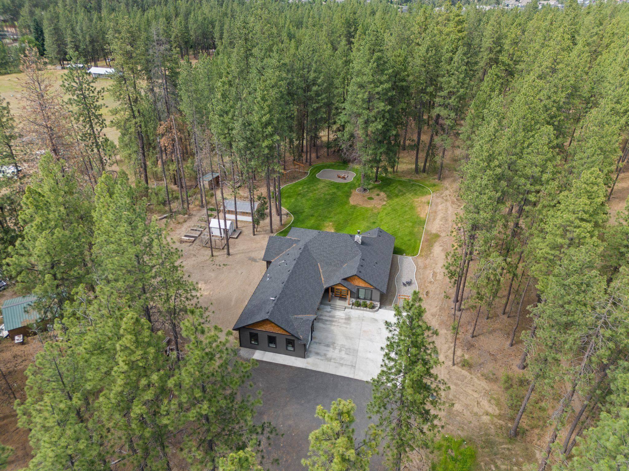 Spokane, WA 99224,7617 S Cedar Rd