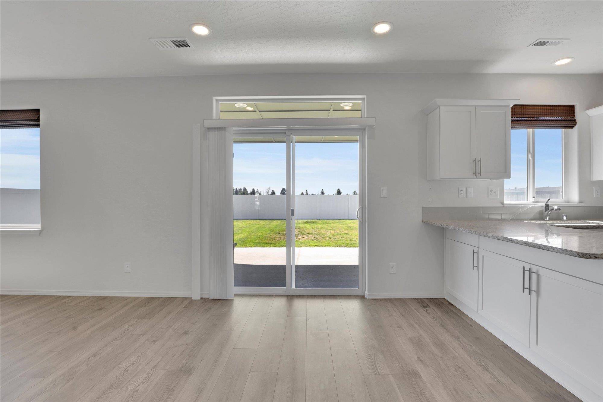 Deer Park, WA 99006,2012 E C St