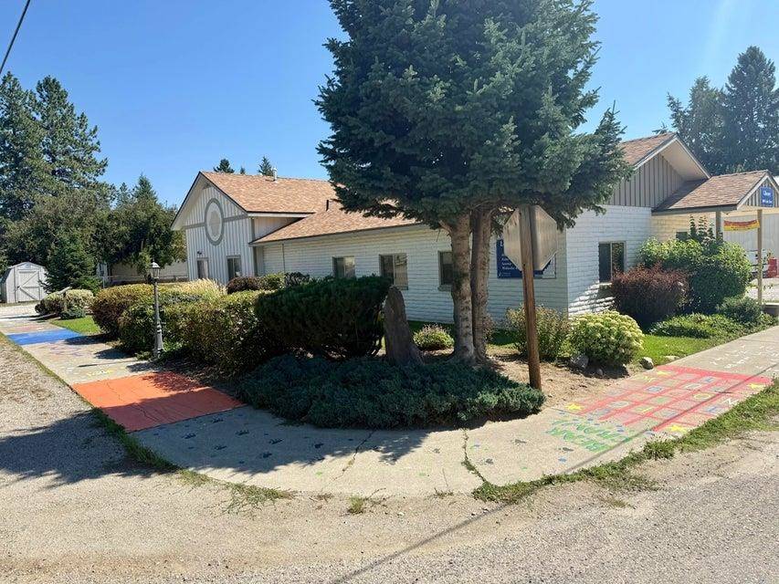 Loon Lake, WA 99148-0000,4008 Cedar St