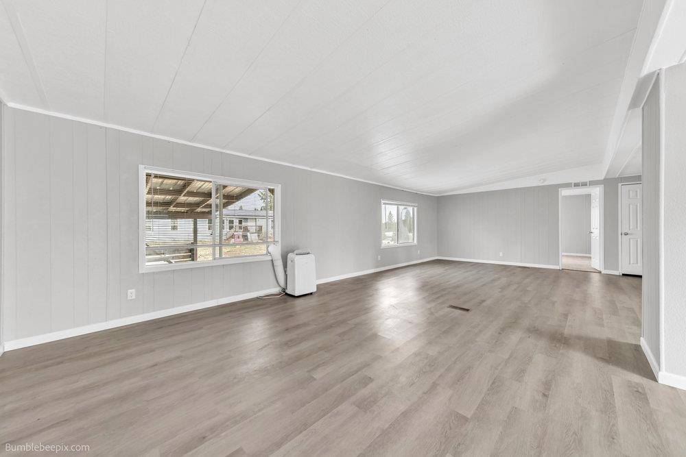 Chattaroy, WA 99003,35312 N Newport Hwy ##66