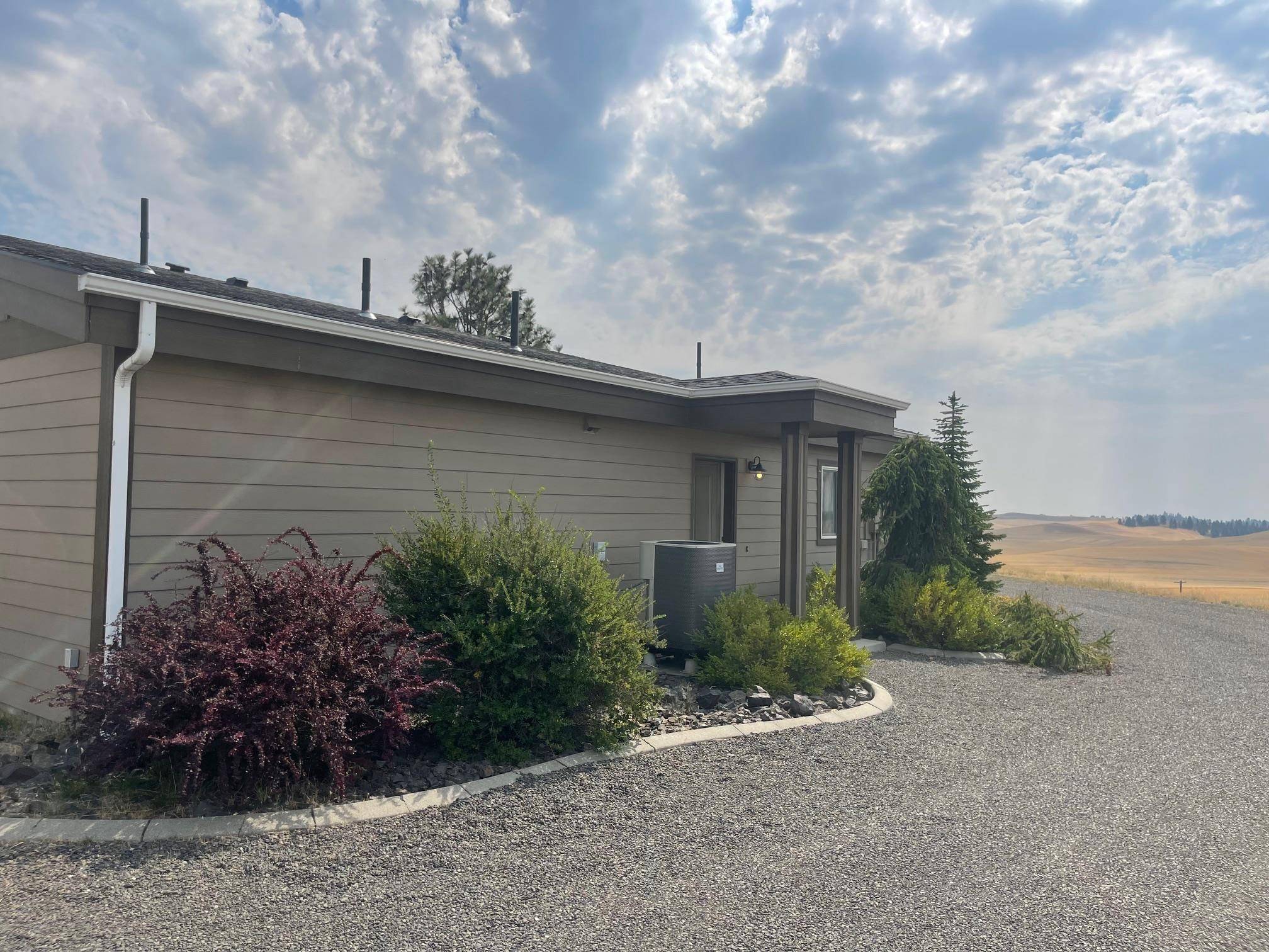 Cheney, WA 99004,15211 S Betz Rd