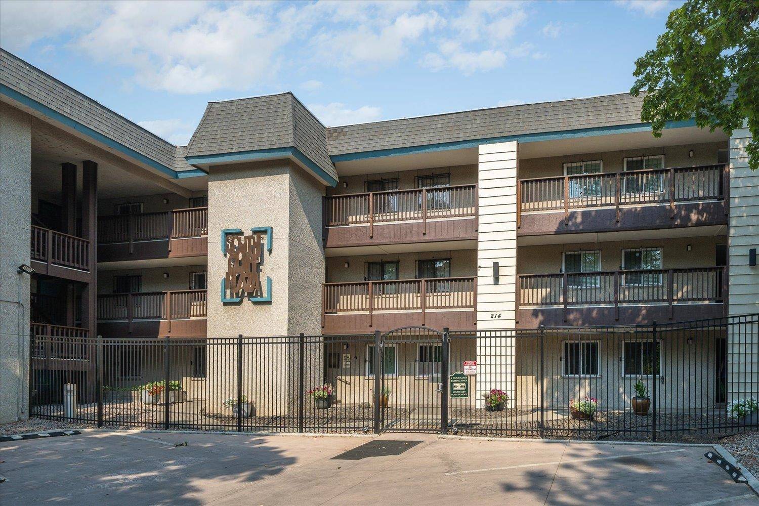 Spokane, WA 99204,214 W 6th Ave #103