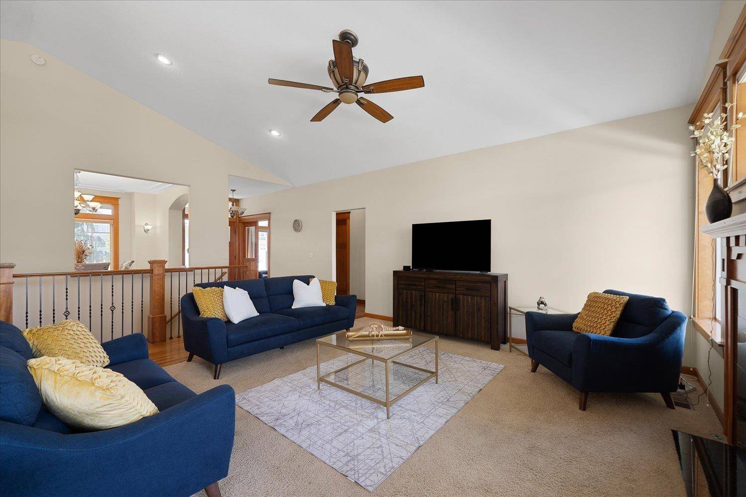 Spokane, WA 99208,7614 N G St