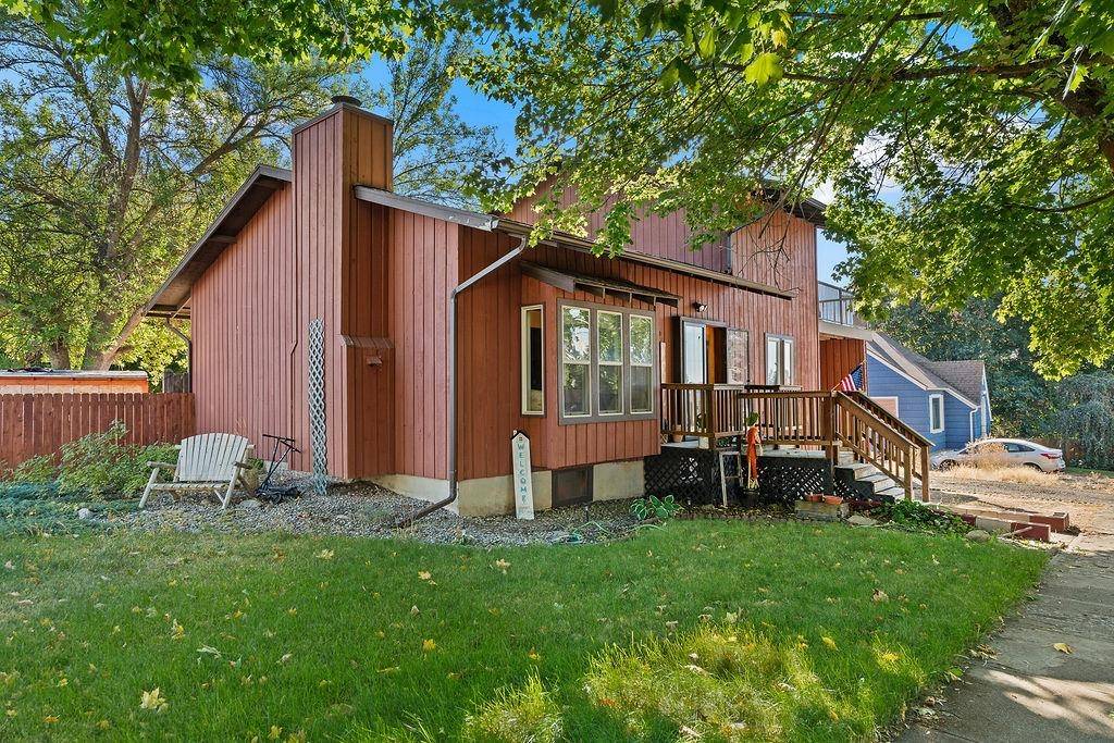 Tekoa, WA 99033,102 S Lake St