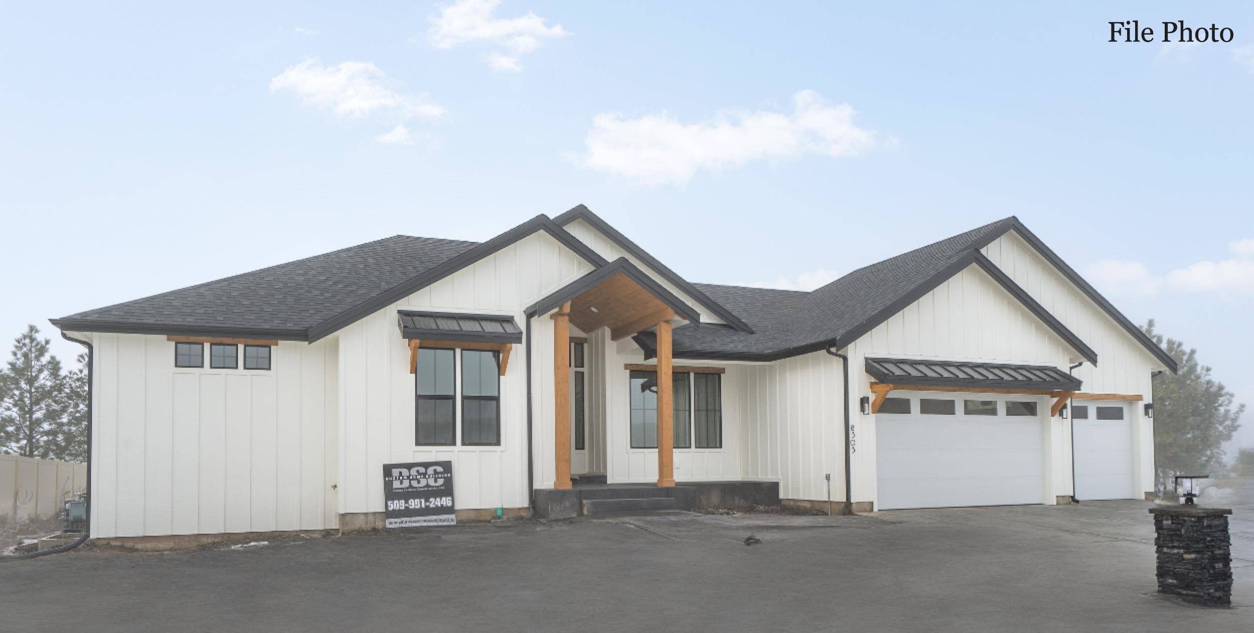 Nine Mile Falls, WA 99026,148 Legacy WAY