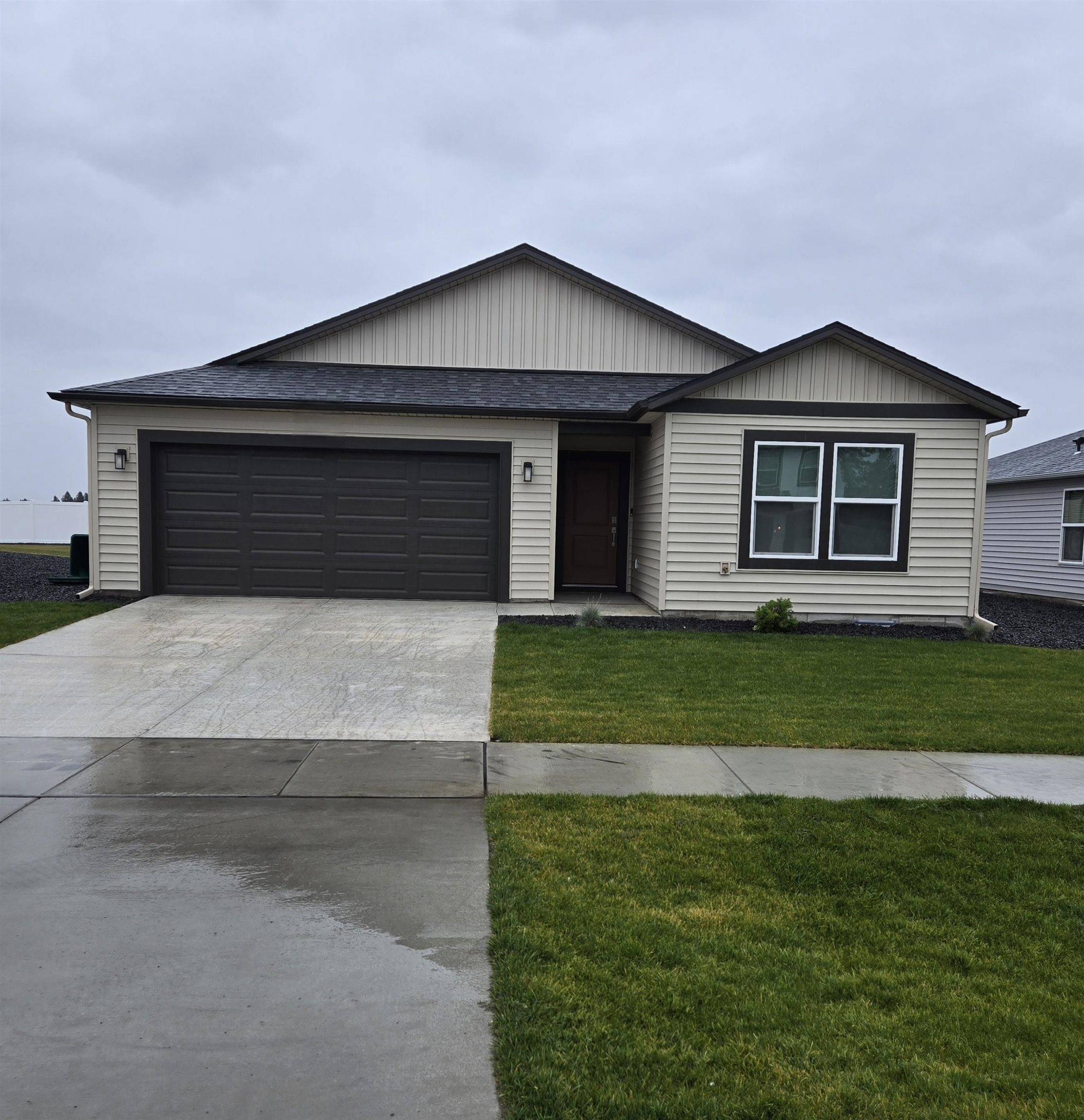 Deer Park, WA 99006,119 S Braeburn St