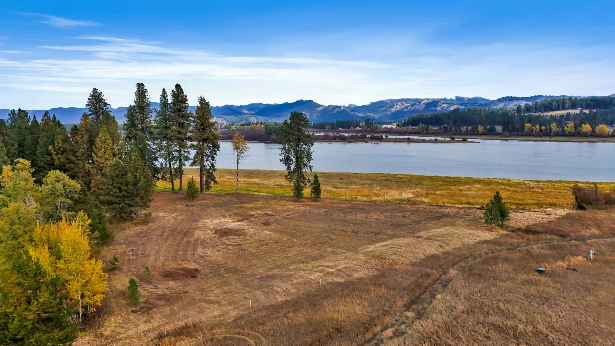 Usk, WA 99180,425291 Highway 20 Hwy