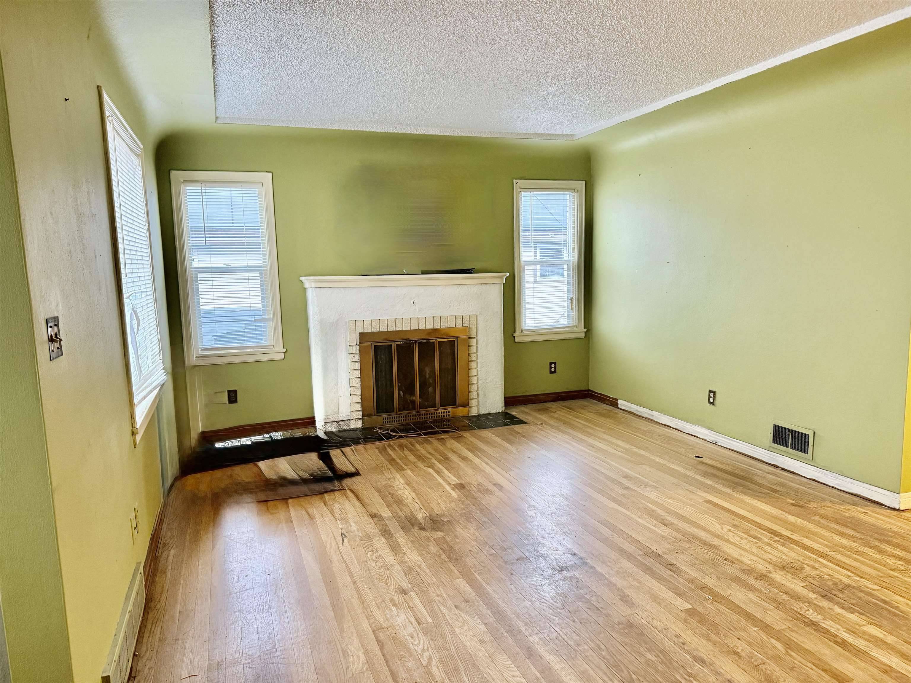 Spokane, WA 99202,3908 E Pacific Ave