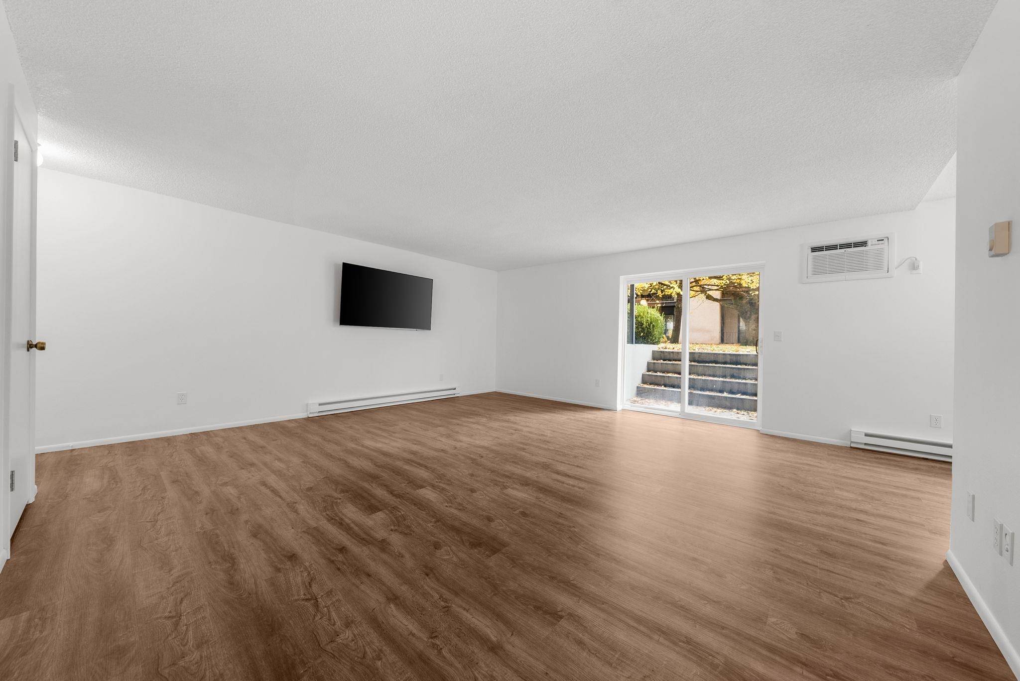 Spokane Valley, WA 99206,309 N Raymond Rd #24