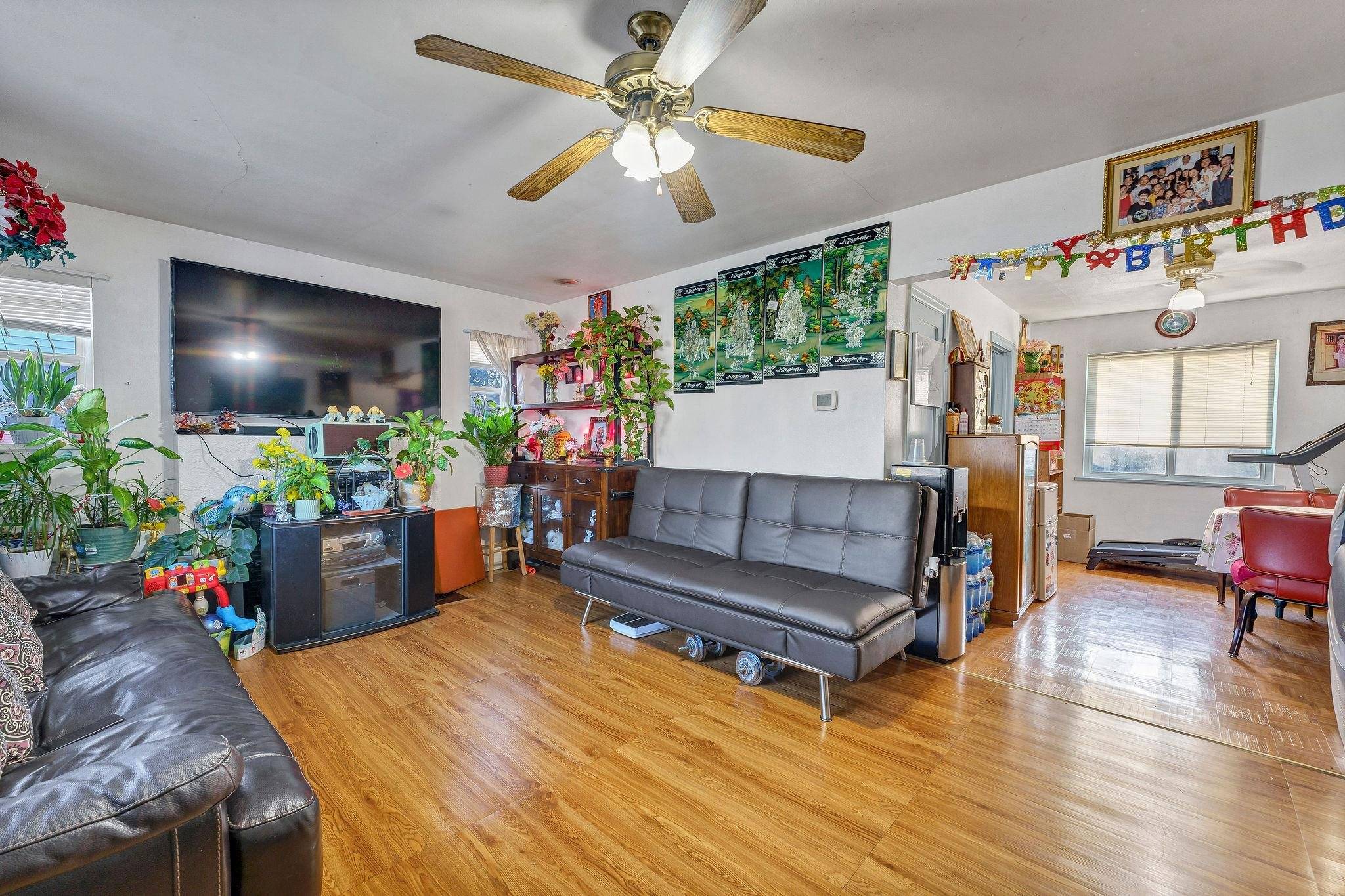 Spokane, WA 99207,1737 N Smith St