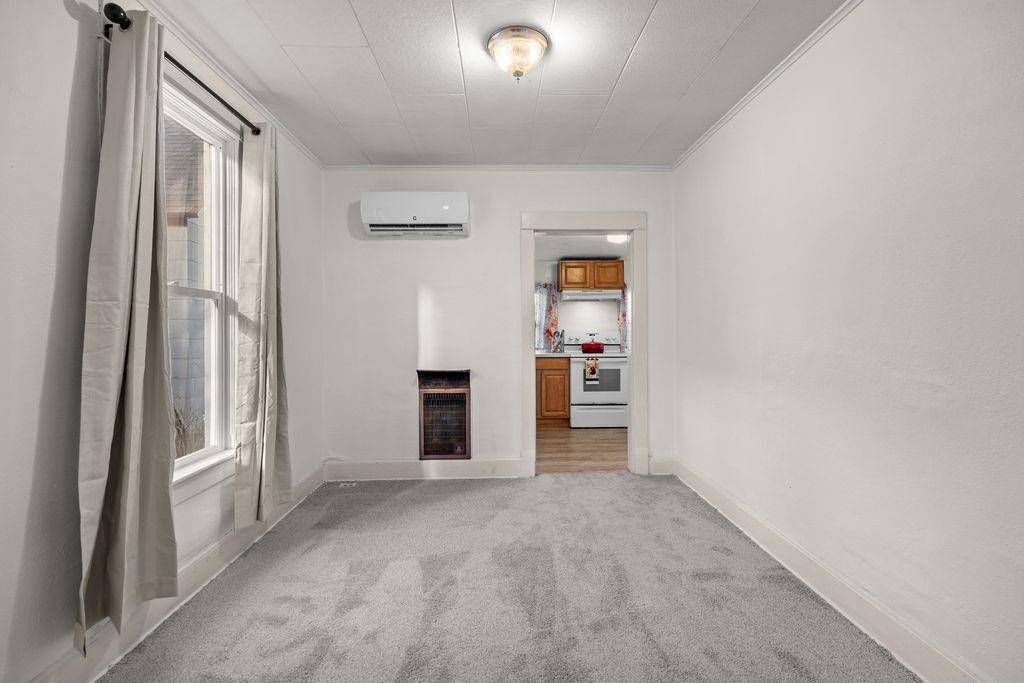 Spokane, WA 99202,1911 E 6th Ave