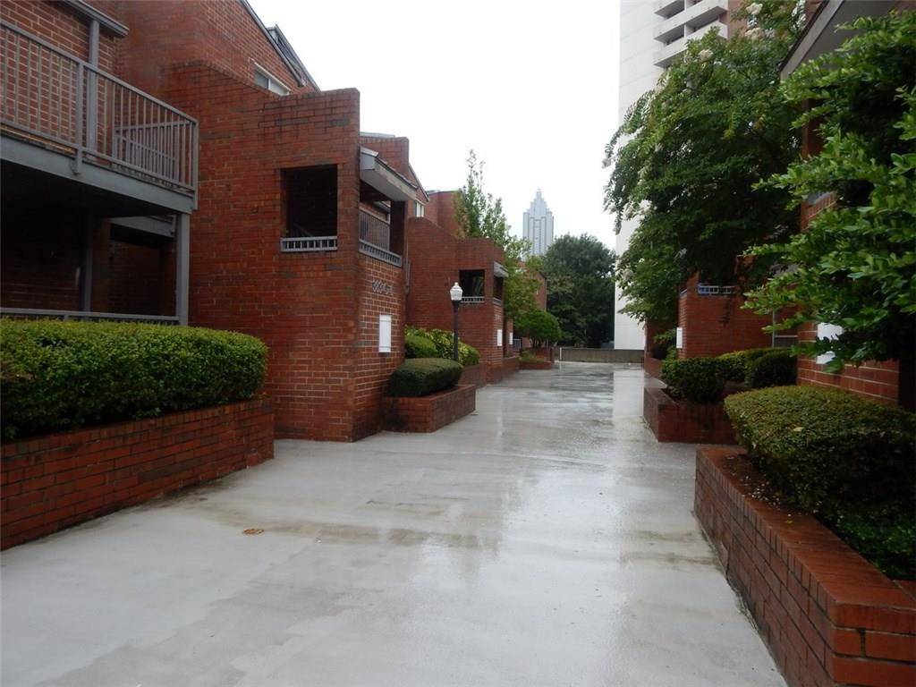 Atlanta, GA 30312,379A Ralph Mcgill BLVD NE