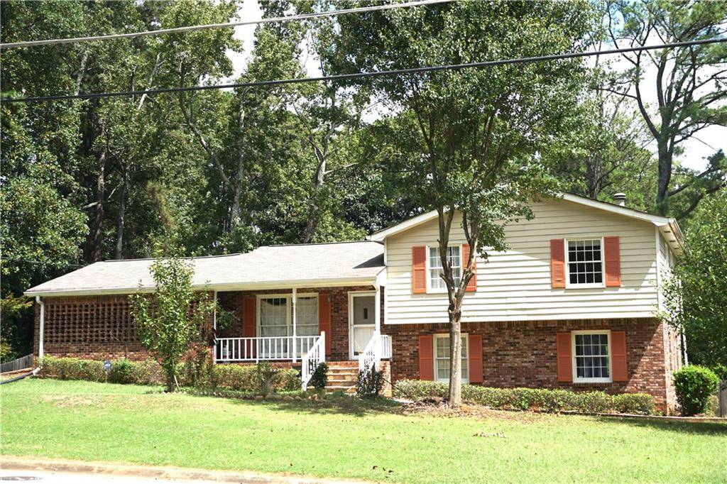 Tucker, GA 30084,1382 DRAYTON WOODS DR