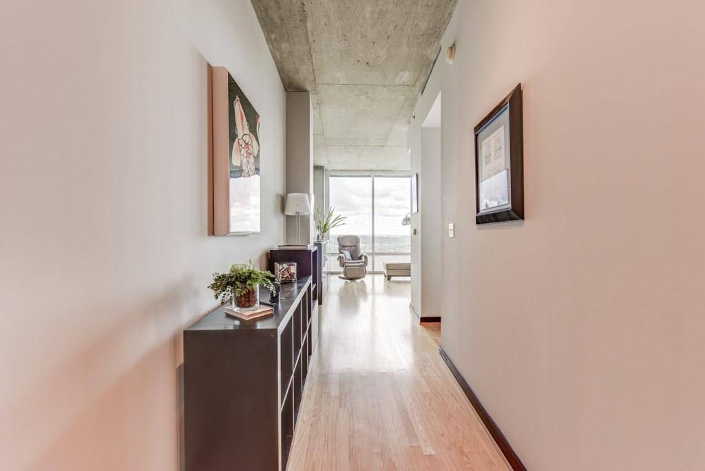 Atlanta, GA 30309,943 Peachtree ST NE #1813