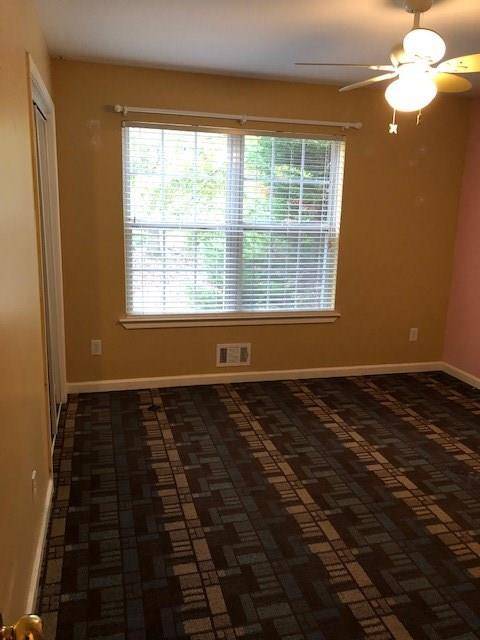 Mcdonough, GA 30252,162 Robbens DR