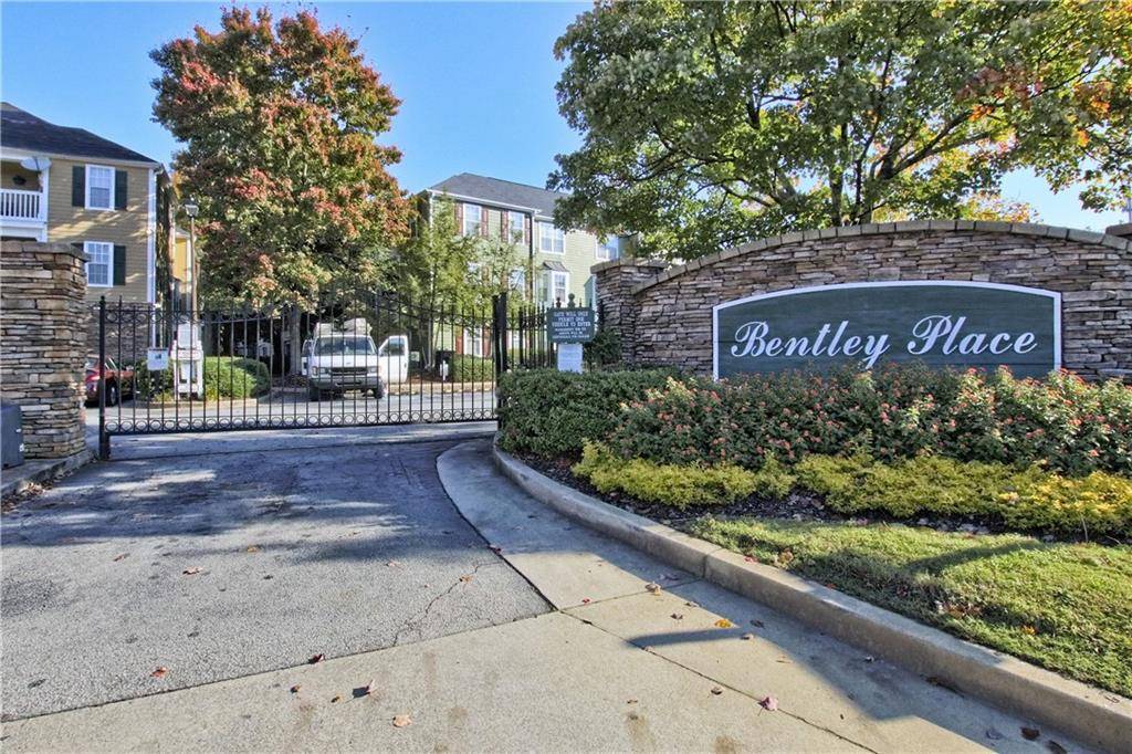 Tucker, GA 30084,313 Bentley PL #313