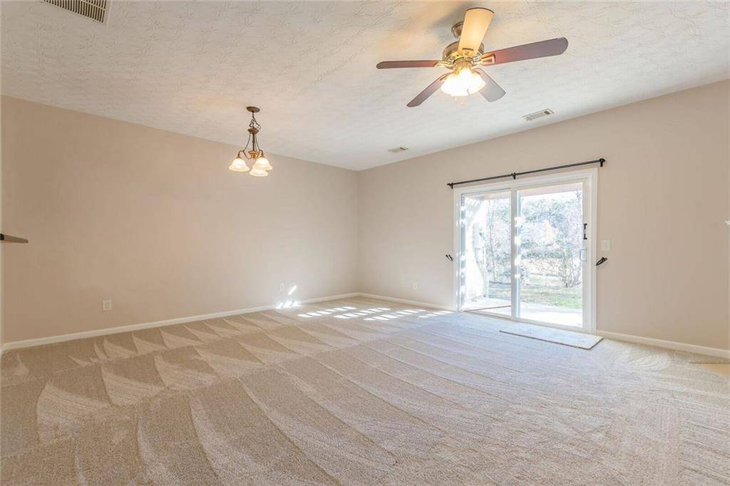 Dawsonville, GA 30534,91 PEARL CHAMBERS DR