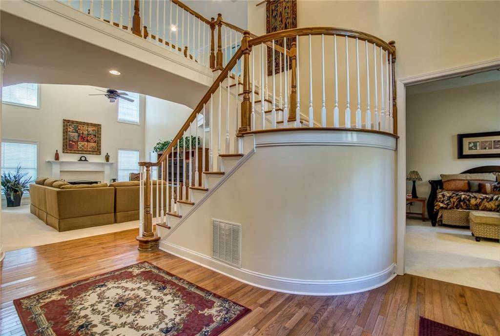 Waleska, GA 30183,238 Hillside DR