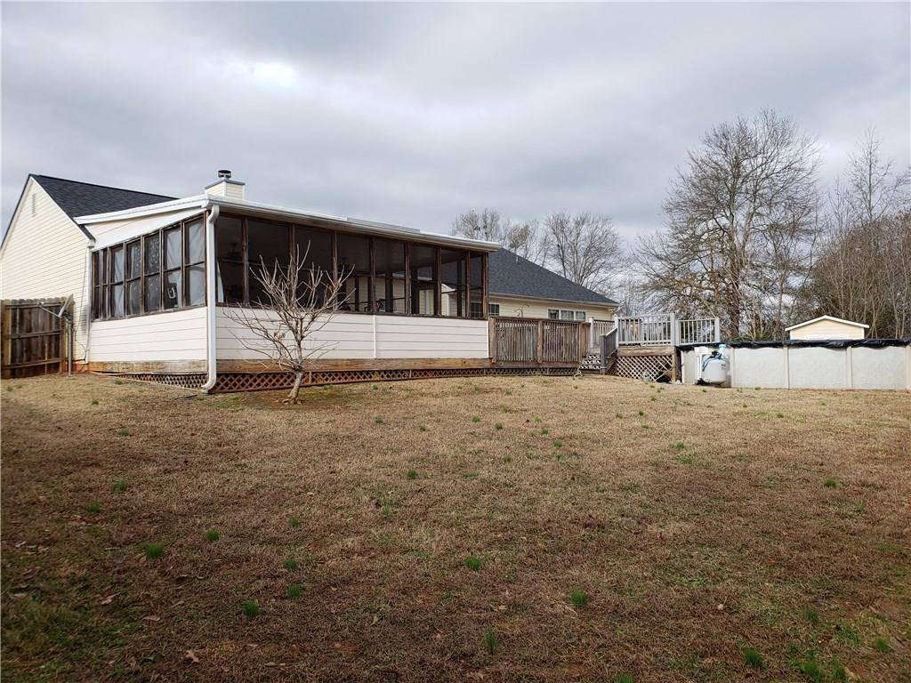 Winder, GA 30680,211 Stream Side CT