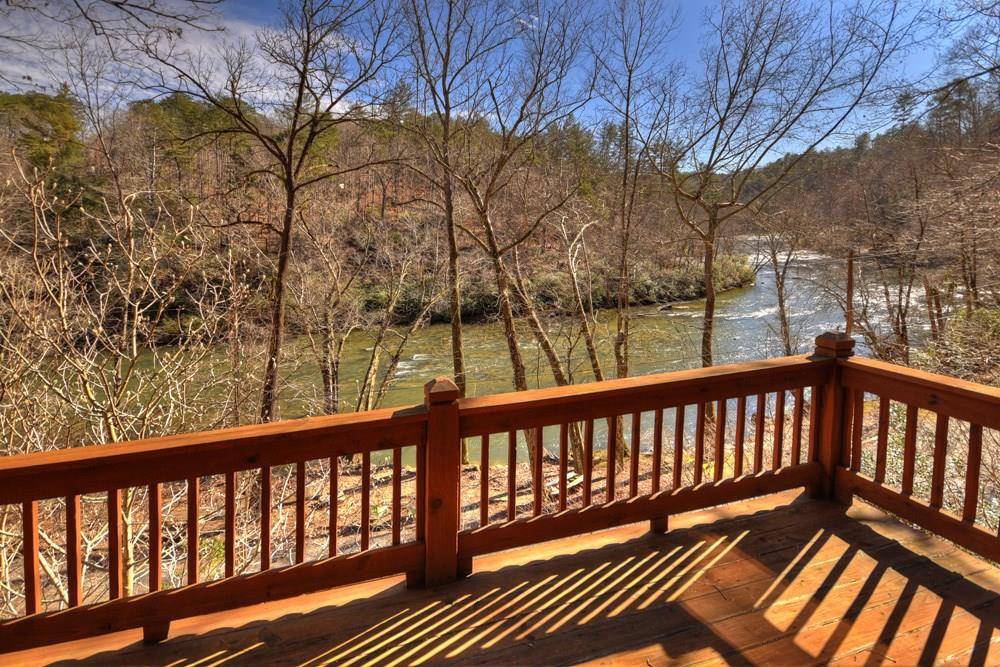 Ellijay, GA 30540,231 River RD