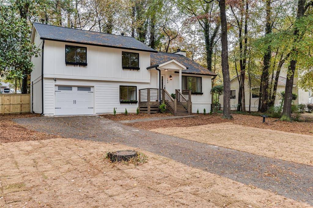 Roswell, GA 30075,190 Moonshadow CT