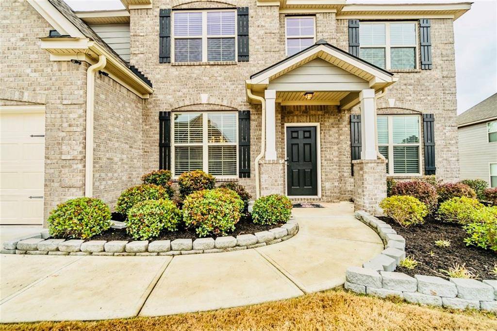 Loganville, GA 30052,565 Georgia CIR