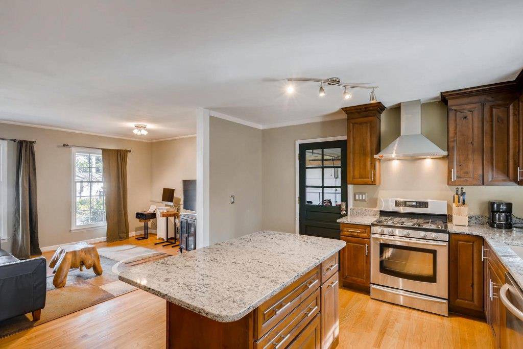 Sandy Springs, GA 30328,6470 Whispering TRL