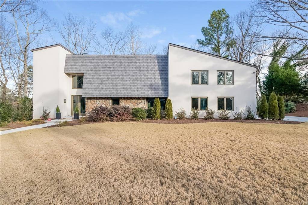 Sandy Springs, GA 30328,855 Overhill CT