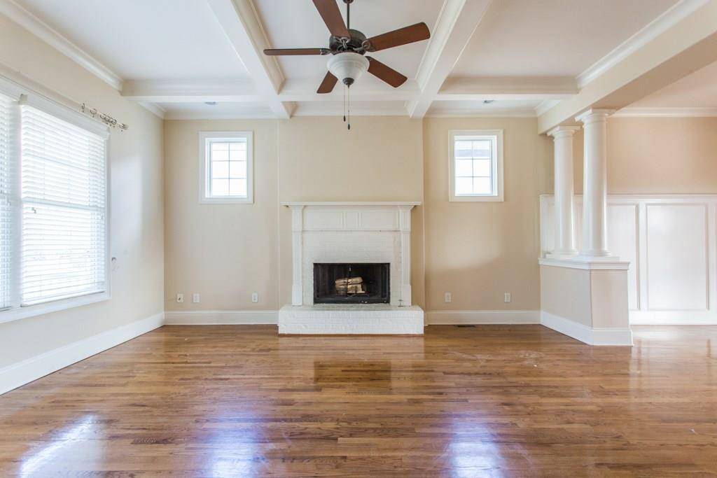 College Park, GA 30337,3295 Academy SQ