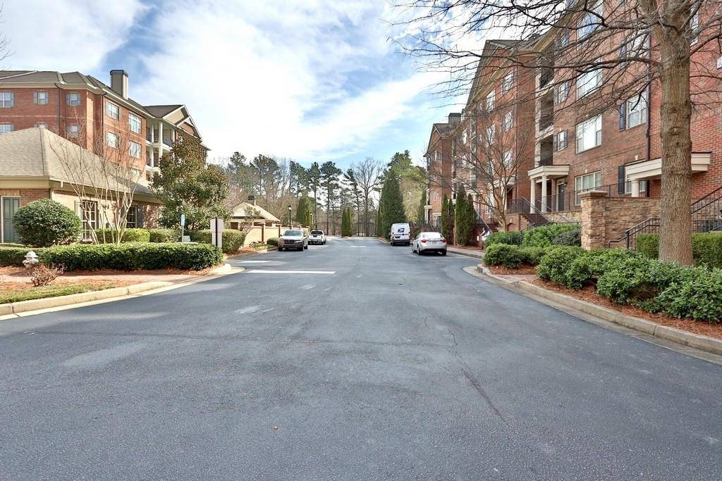 Dunwoody, GA 30338,2300 Peachford RD #1403