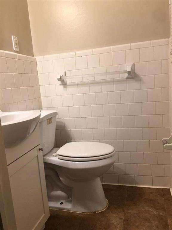 Atlanta, GA 30349,5215 Crystal LN