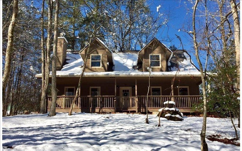 Ellijay, GA 30540,678 VILLA DR